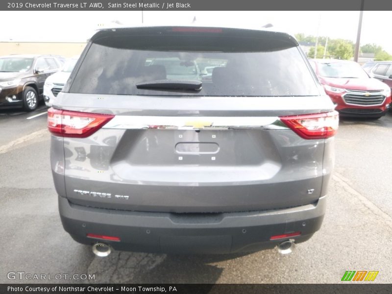 Satin Steel Metallic / Jet Black 2019 Chevrolet Traverse LT AWD