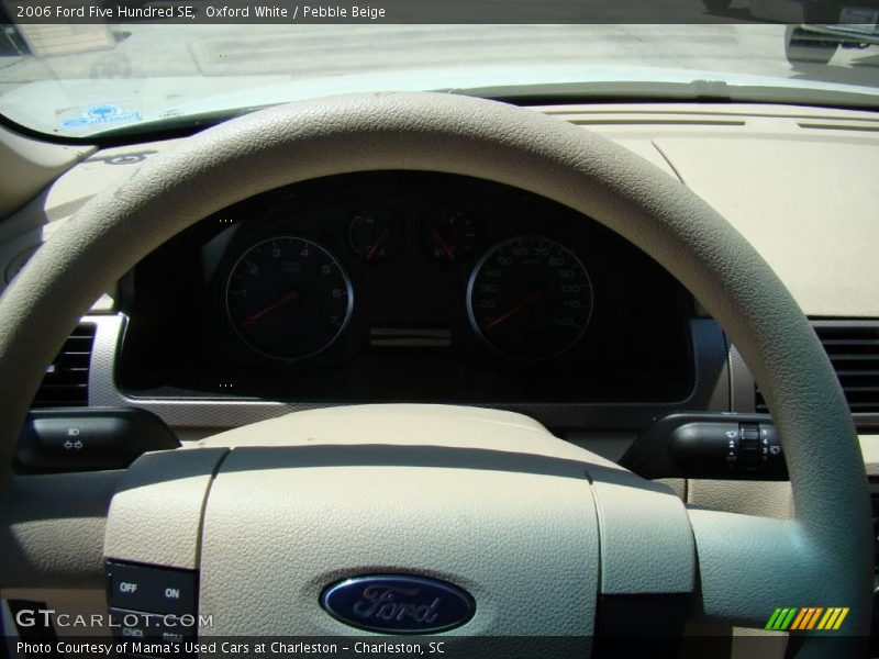 Oxford White / Pebble Beige 2006 Ford Five Hundred SE