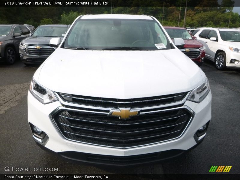 Summit White / Jet Black 2019 Chevrolet Traverse LT AWD