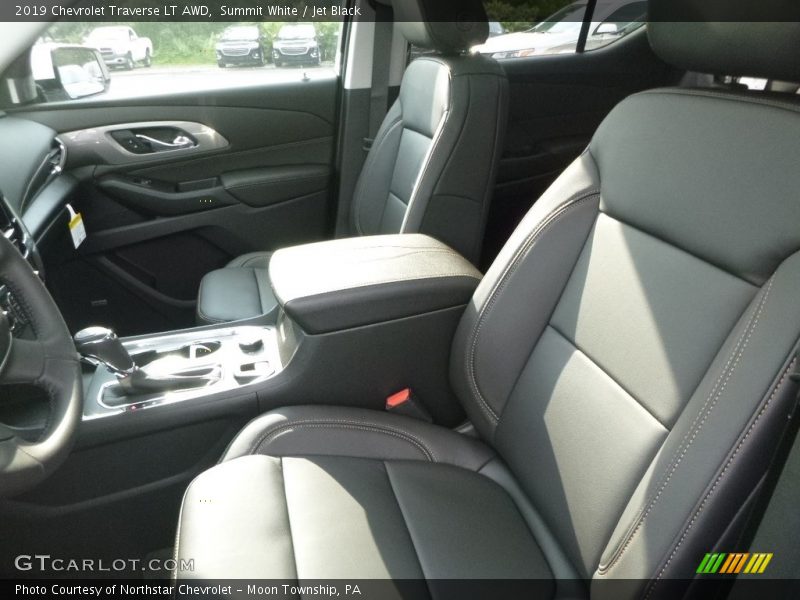 Summit White / Jet Black 2019 Chevrolet Traverse LT AWD