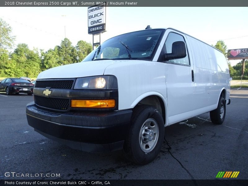 Summit White / Medium Pewter 2018 Chevrolet Express 2500 Cargo WT