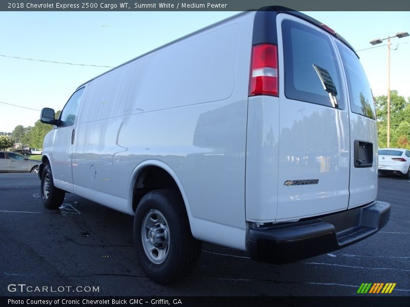 Summit White / Medium Pewter 2018 Chevrolet Express 2500 Cargo WT
