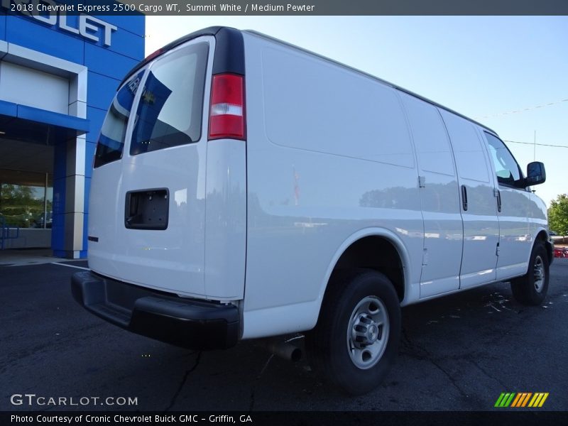 Summit White / Medium Pewter 2018 Chevrolet Express 2500 Cargo WT