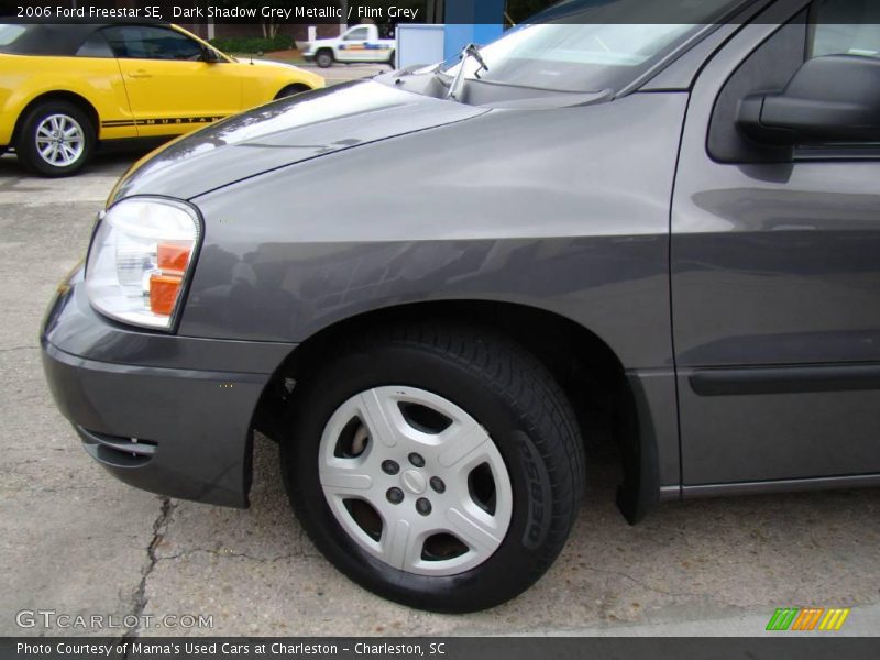 Dark Shadow Grey Metallic / Flint Grey 2006 Ford Freestar SE