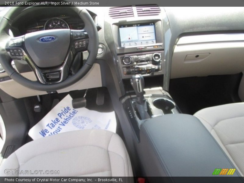 Ingot Silver / Medium Stone 2018 Ford Explorer XLT