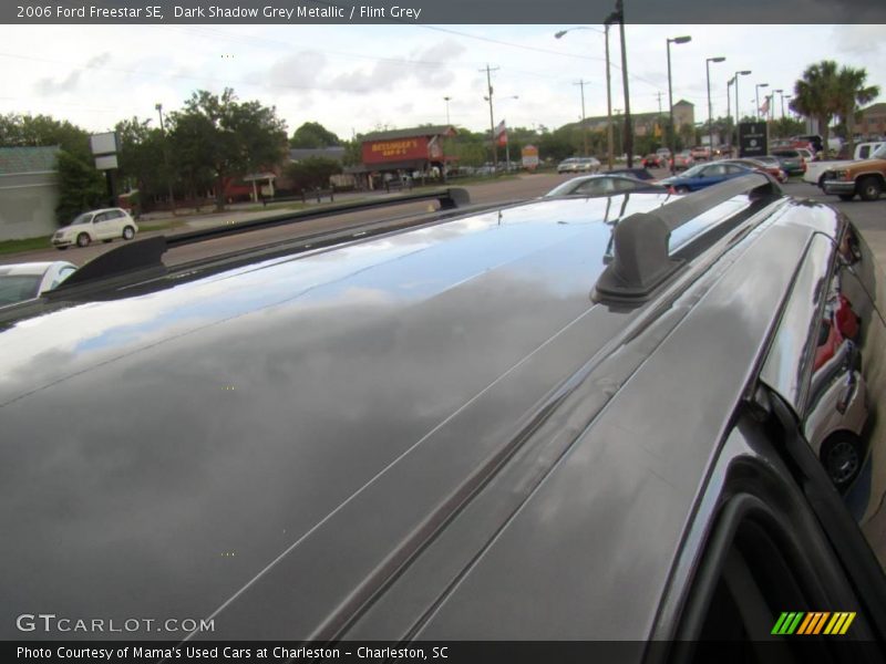 Dark Shadow Grey Metallic / Flint Grey 2006 Ford Freestar SE