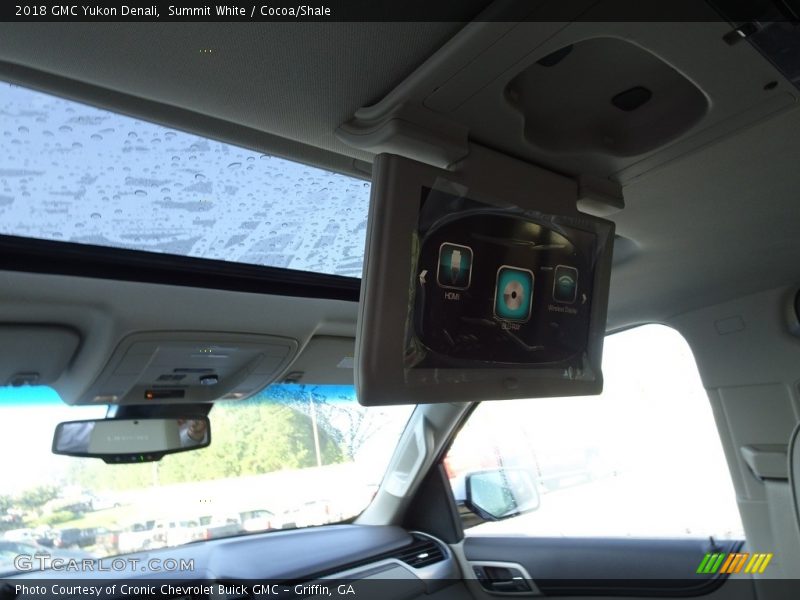 Summit White / Cocoa/Shale 2018 GMC Yukon Denali