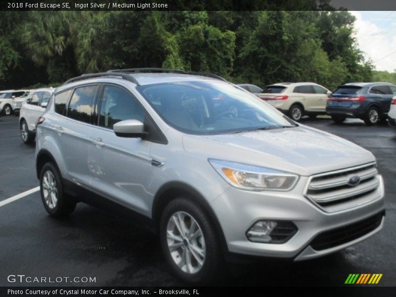 Ingot Silver / Medium Light Stone 2018 Ford Escape SE