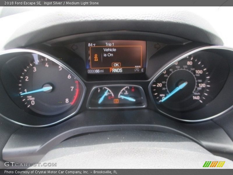 Ingot Silver / Medium Light Stone 2018 Ford Escape SE