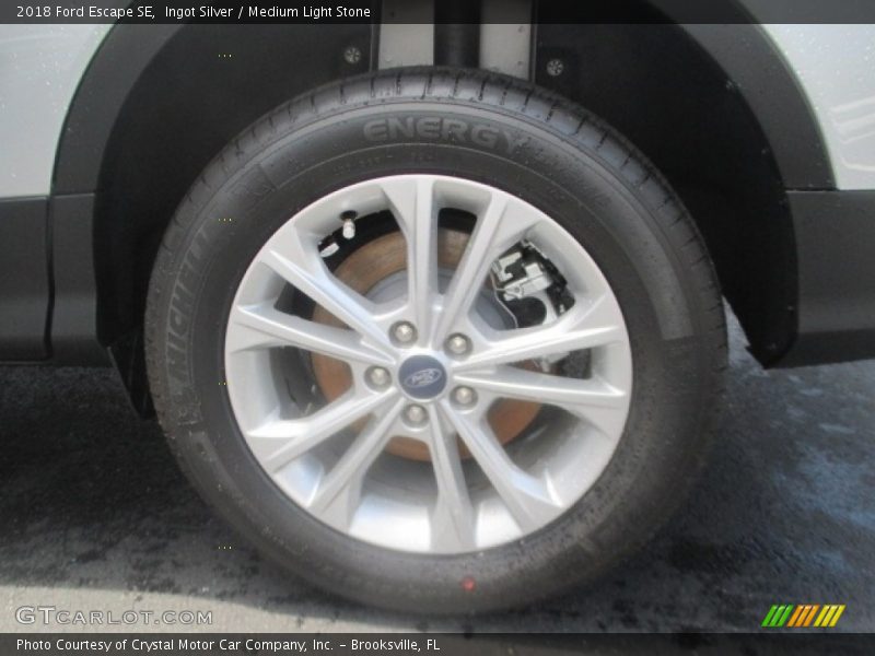 Ingot Silver / Medium Light Stone 2018 Ford Escape SE
