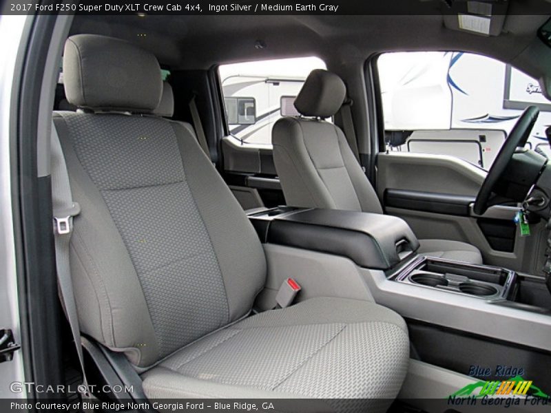 Ingot Silver / Medium Earth Gray 2017 Ford F250 Super Duty XLT Crew Cab 4x4