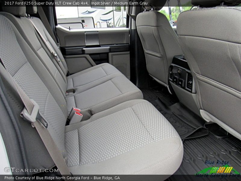 Ingot Silver / Medium Earth Gray 2017 Ford F250 Super Duty XLT Crew Cab 4x4