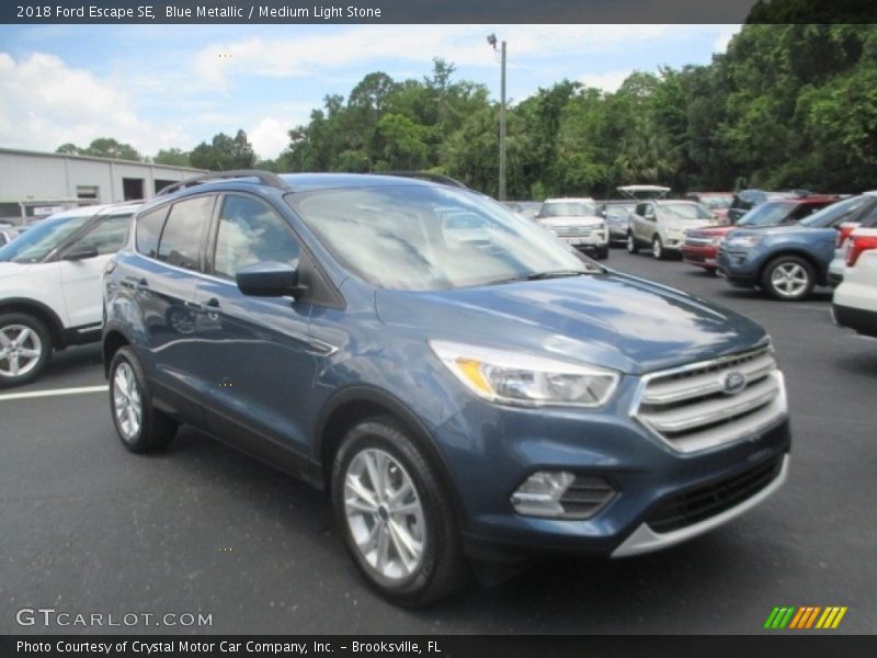 Blue Metallic / Medium Light Stone 2018 Ford Escape SE