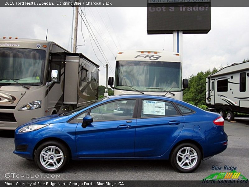 Lightning Blue / Charcoal Black 2018 Ford Fiesta SE Sedan
