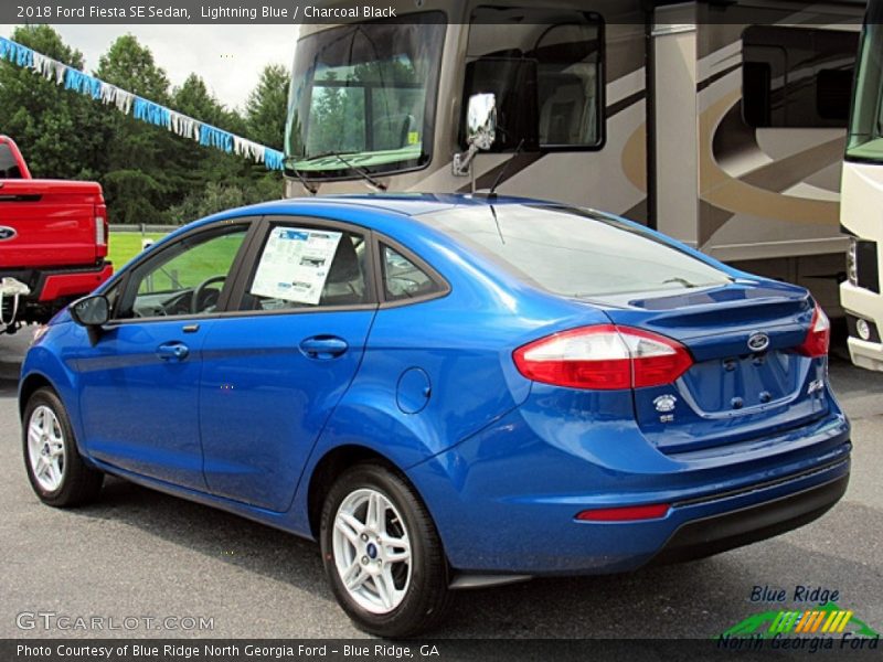 Lightning Blue / Charcoal Black 2018 Ford Fiesta SE Sedan