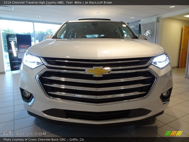 Pearl White / Jet Black/Loft Brown 2019 Chevrolet Traverse High Country AWD