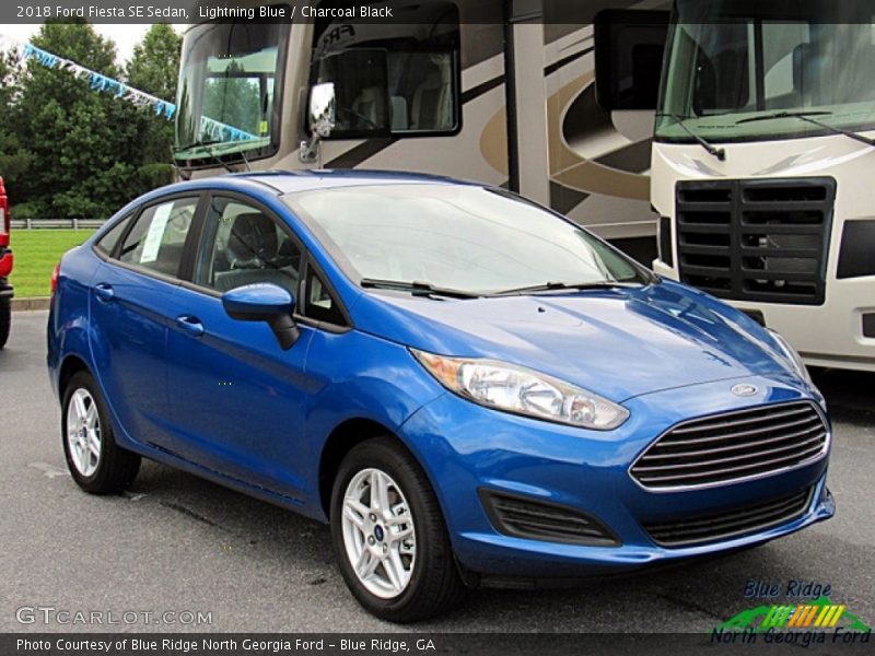 Lightning Blue / Charcoal Black 2018 Ford Fiesta SE Sedan