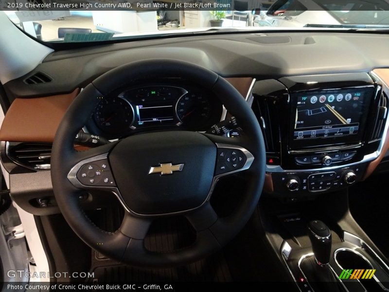 Pearl White / Jet Black/Loft Brown 2019 Chevrolet Traverse High Country AWD