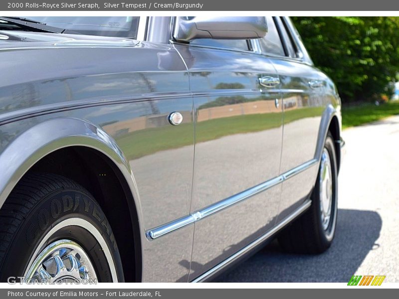 Silver Tempest / Cream/Burgundy 2000 Rolls-Royce Silver Seraph