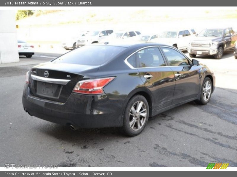 Super Black / Charcoal 2015 Nissan Altima 2.5 SL