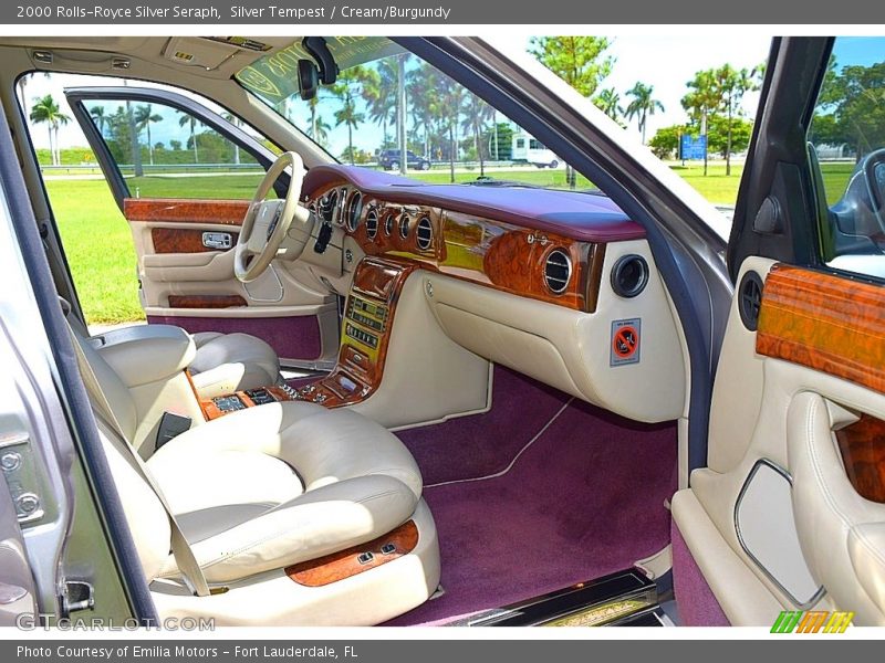 Dashboard of 2000 Silver Seraph 