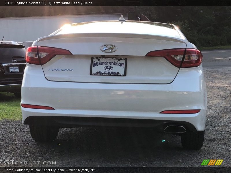 Quartz White Pearl / Beige 2016 Hyundai Sonata SE