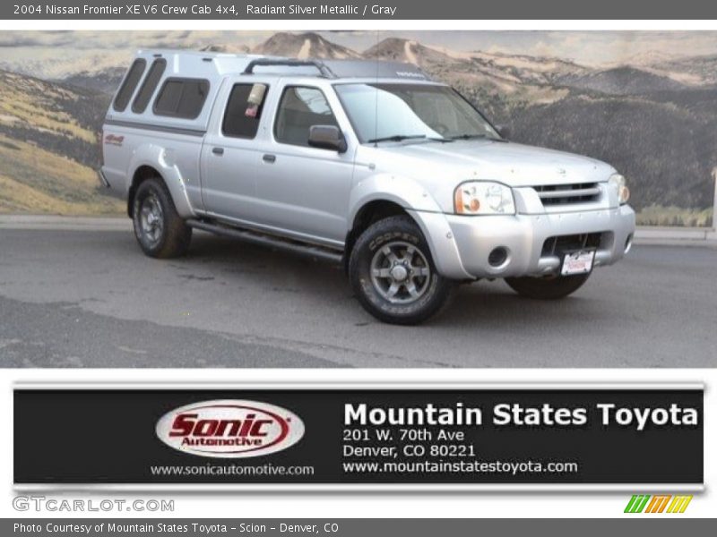 Radiant Silver Metallic / Gray 2004 Nissan Frontier XE V6 Crew Cab 4x4