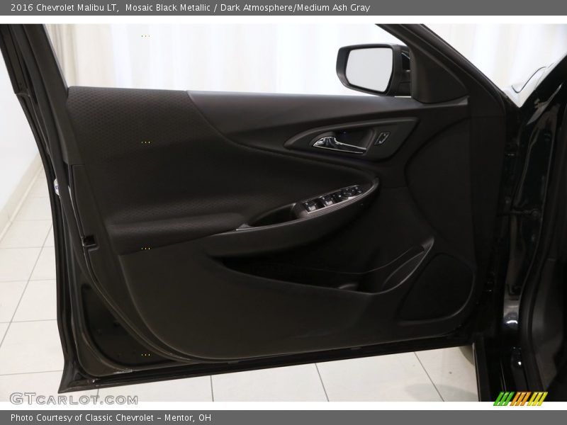 Mosaic Black Metallic / Dark Atmosphere/Medium Ash Gray 2016 Chevrolet Malibu LT