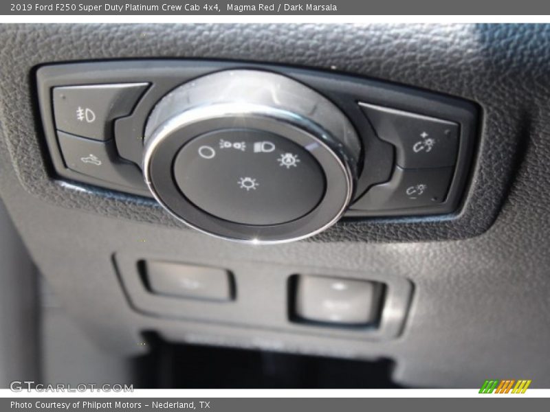 Controls of 2019 F250 Super Duty Platinum Crew Cab 4x4