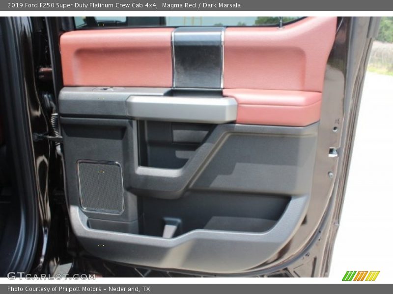 Door Panel of 2019 F250 Super Duty Platinum Crew Cab 4x4