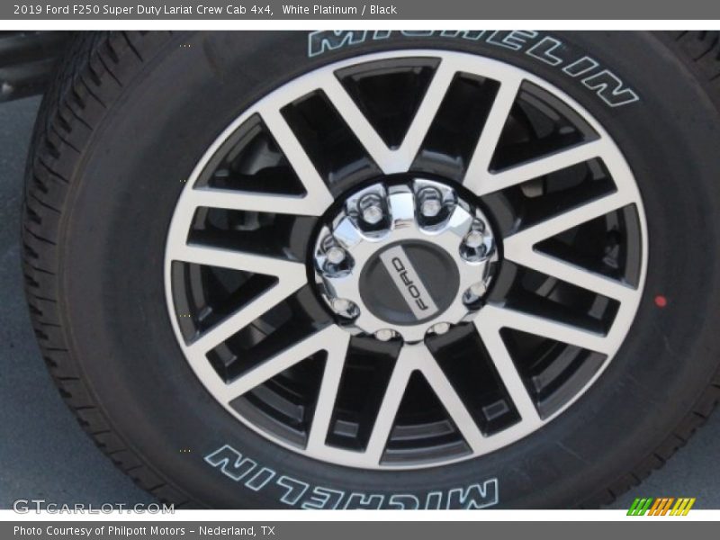 White Platinum / Black 2019 Ford F250 Super Duty Lariat Crew Cab 4x4
