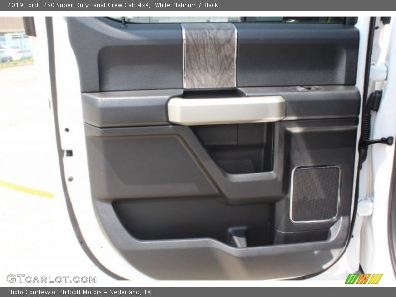 White Platinum / Black 2019 Ford F250 Super Duty Lariat Crew Cab 4x4