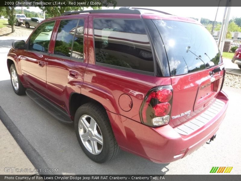 Red Jewel / Ebony 2009 Chevrolet TrailBlazer LT 4x4