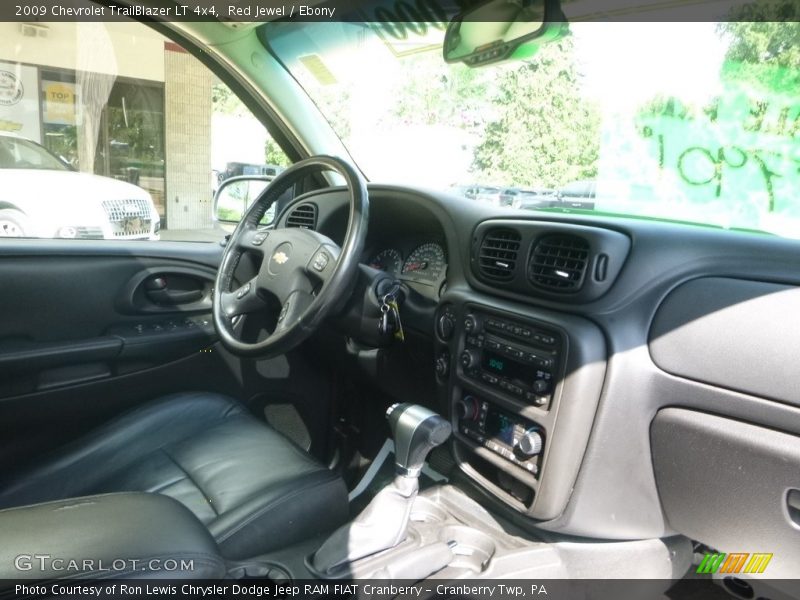 Red Jewel / Ebony 2009 Chevrolet TrailBlazer LT 4x4