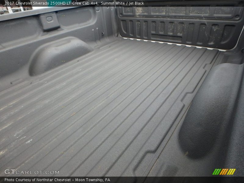 Summit White / Jet Black 2017 Chevrolet Silverado 2500HD LT Crew Cab 4x4