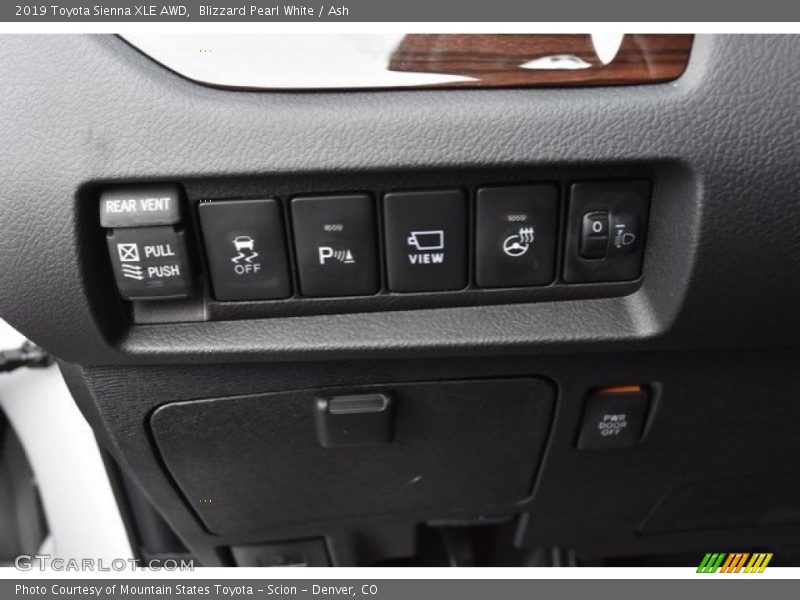 Blizzard Pearl White / Ash 2019 Toyota Sienna XLE AWD