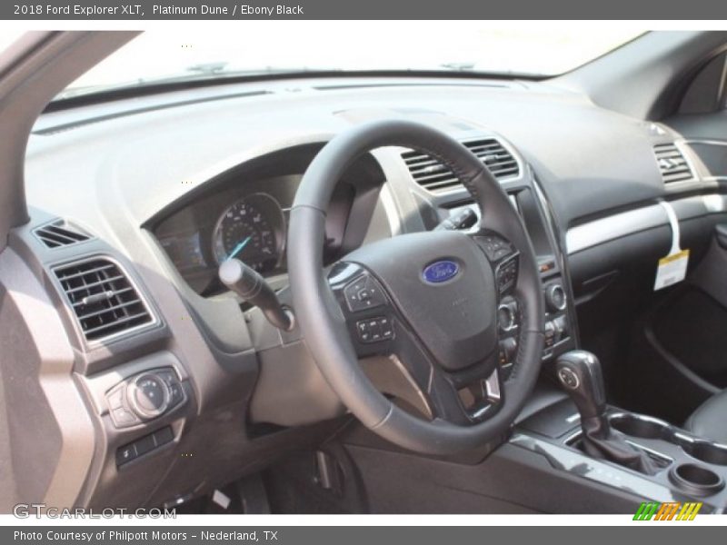Platinum Dune / Ebony Black 2018 Ford Explorer XLT