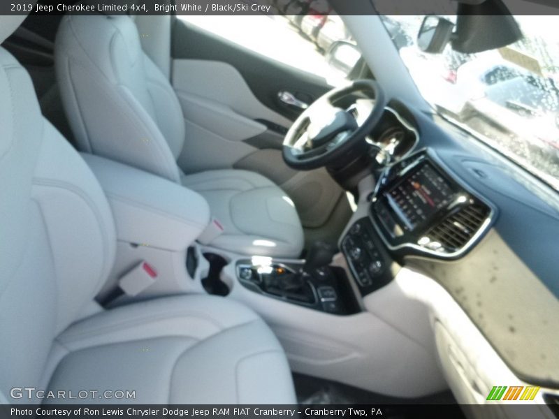 Bright White / Black/Ski Grey 2019 Jeep Cherokee Limited 4x4
