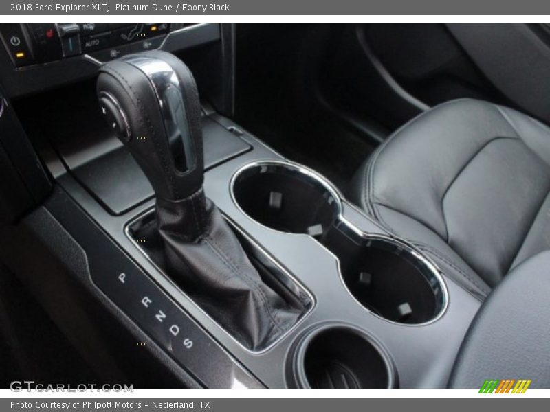 Platinum Dune / Ebony Black 2018 Ford Explorer XLT