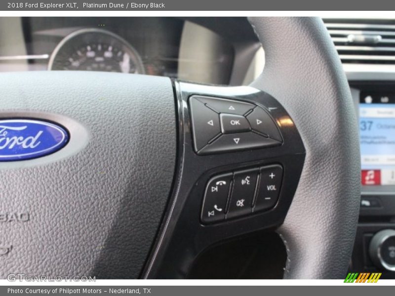 Platinum Dune / Ebony Black 2018 Ford Explorer XLT