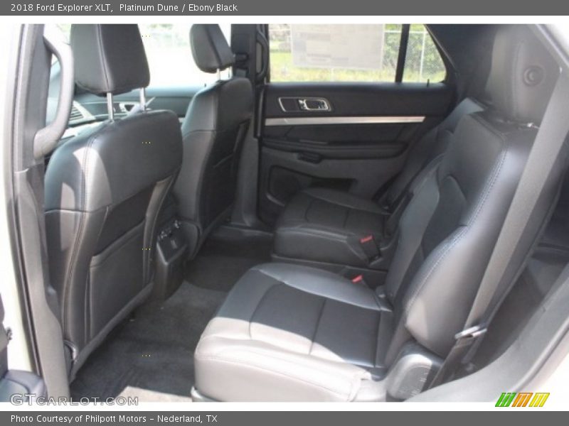 Platinum Dune / Ebony Black 2018 Ford Explorer XLT