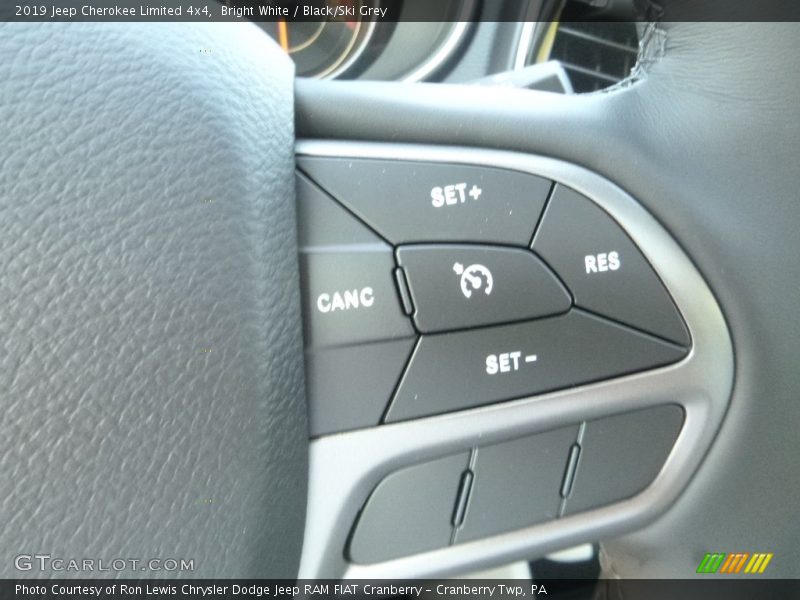 Bright White / Black/Ski Grey 2019 Jeep Cherokee Limited 4x4