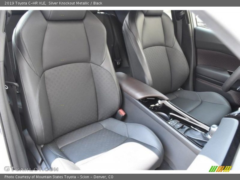 Silver Knockout Metallic / Black 2019 Toyota C-HR XLE