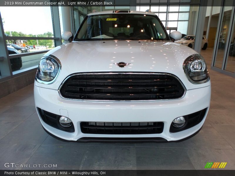 Light White / Carbon Black 2019 Mini Countryman Cooper All4