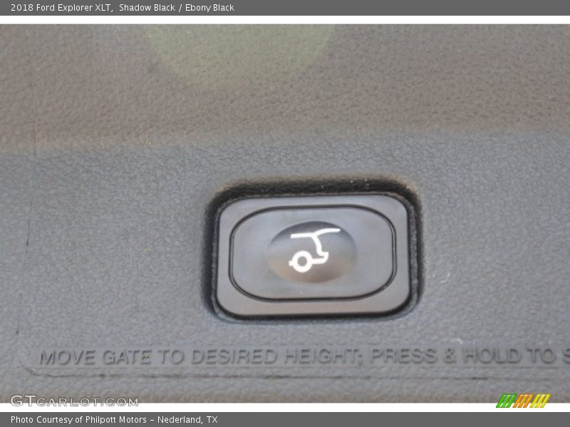 Shadow Black / Ebony Black 2018 Ford Explorer XLT