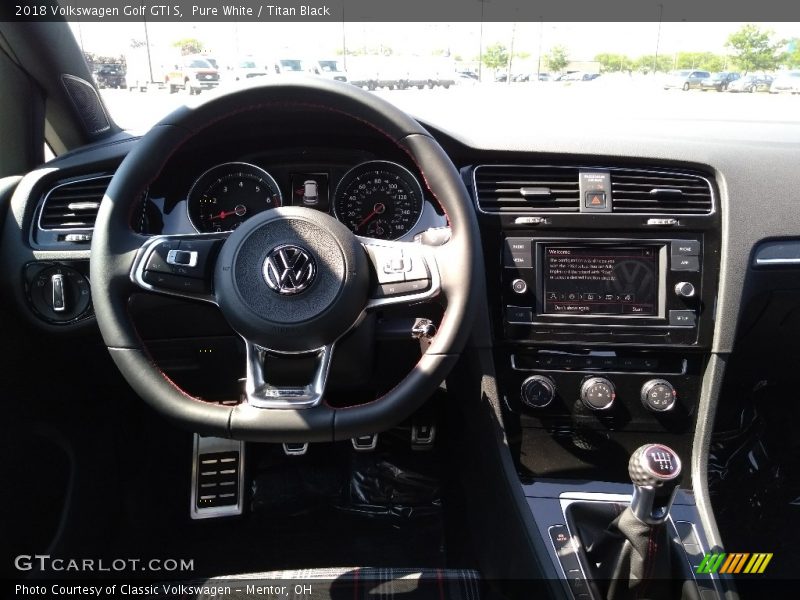 Pure White / Titan Black 2018 Volkswagen Golf GTI S