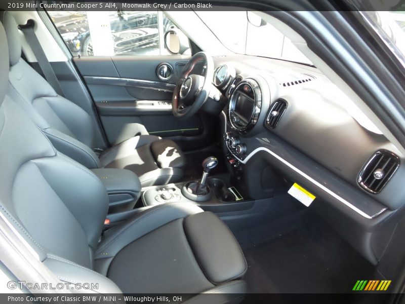 Moonwalk Grey / Carbon Black 2019 Mini Countryman Cooper S All4