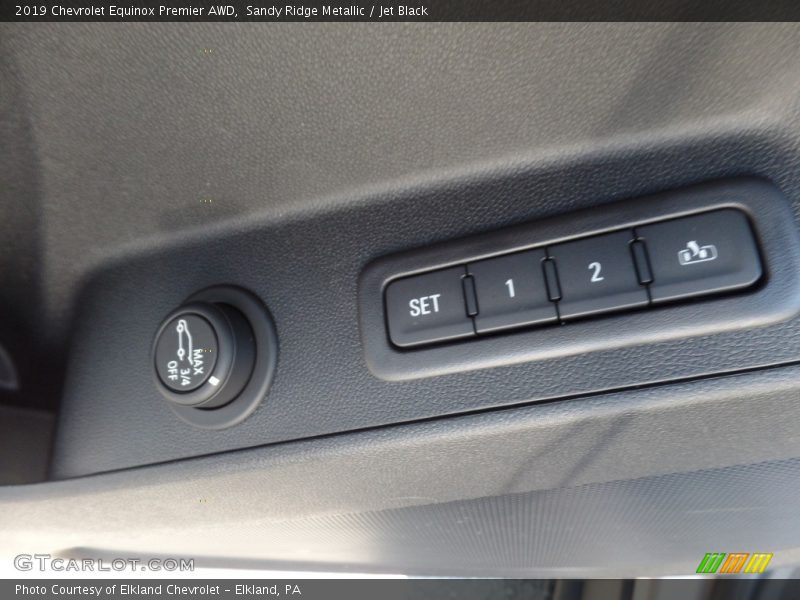 Sandy Ridge Metallic / Jet Black 2019 Chevrolet Equinox Premier AWD