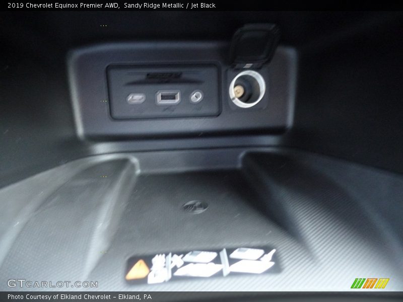 Sandy Ridge Metallic / Jet Black 2019 Chevrolet Equinox Premier AWD