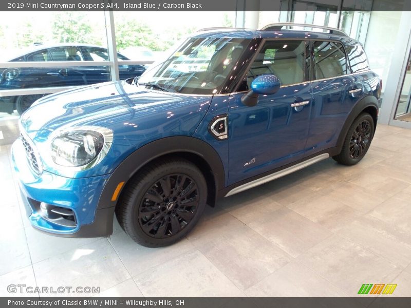 Island Blue / Carbon Black 2019 Mini Countryman Cooper S All4